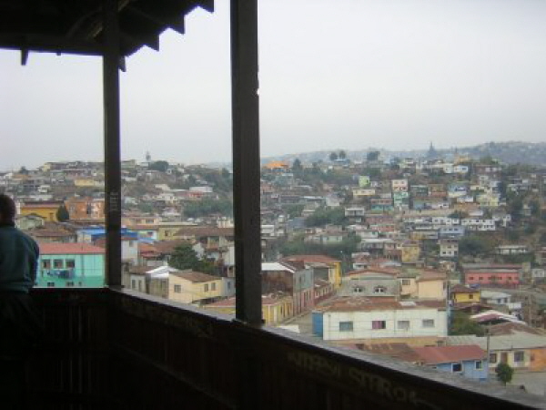 Die Dächer von Valparaiso . . . 